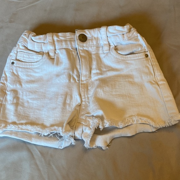 Cotton:On size 4 shorts bundle. Good condition. - Picture 8 of 10